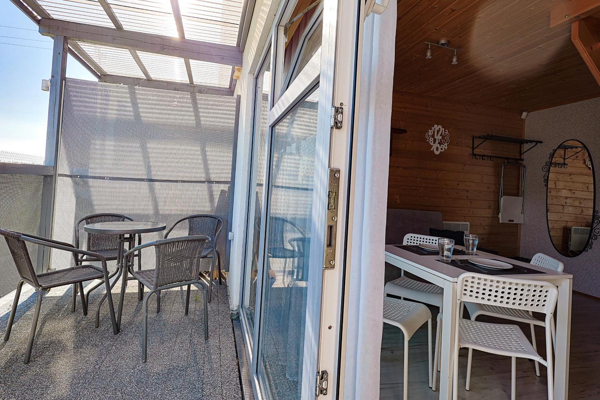 Aurora Ustka-Przewloka Aparthotel ภายนอก รูปภาพ
