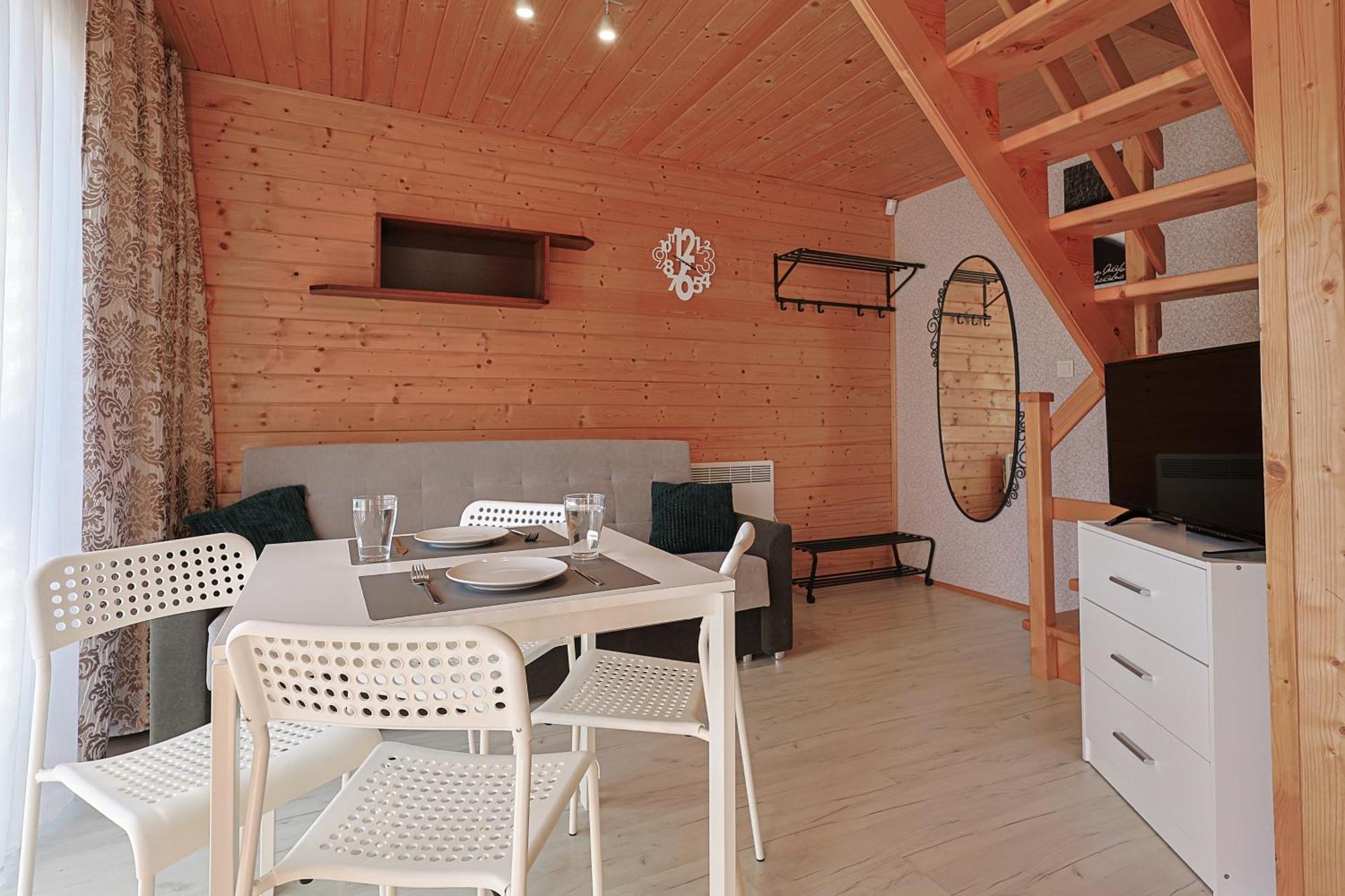 Aurora Ustka-Przewloka Aparthotel ภายนอก รูปภาพ